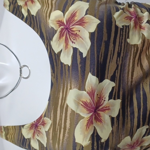 BEACH CABANA ONE PIECE SWIM WEAR SIZE 1X IN A NYLON SPANDEX MATERIAL BLEND - Picture 2 of 7